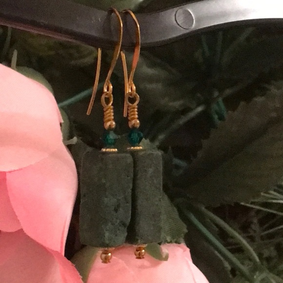 🔥ON SALE🔥3/$25🔥 💖 LA Design💖Handmade Earrings - Picture 6 of 6